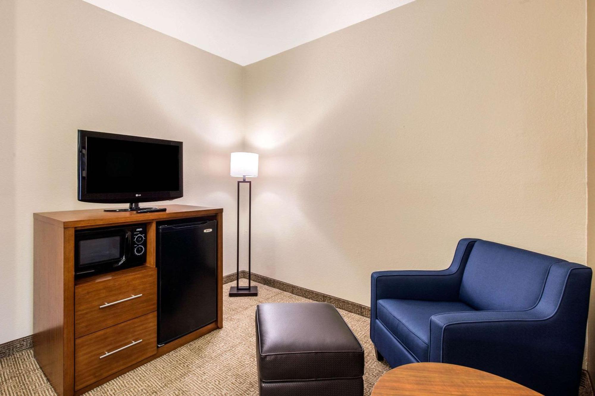 Comfort Inn & Suites Iah Bush Airport - East Humble Εξωτερικό φωτογραφία