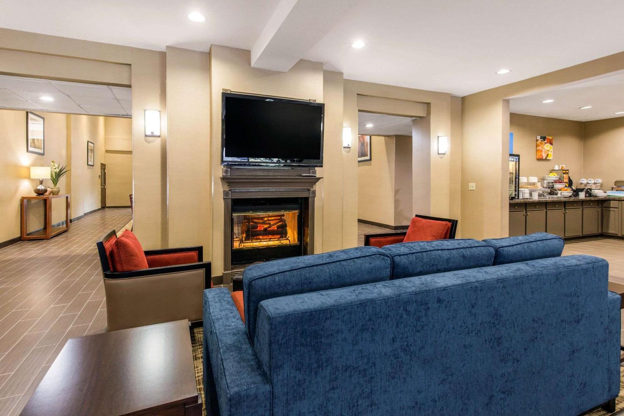 Comfort Inn & Suites Iah Bush Airport - East Humble Εξωτερικό φωτογραφία